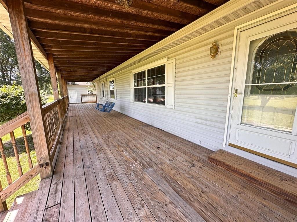 120 Nw W Highway Property Photo 12