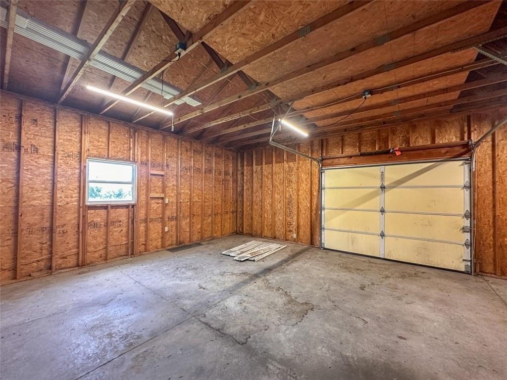 120 Nw W Highway Property Photo 39