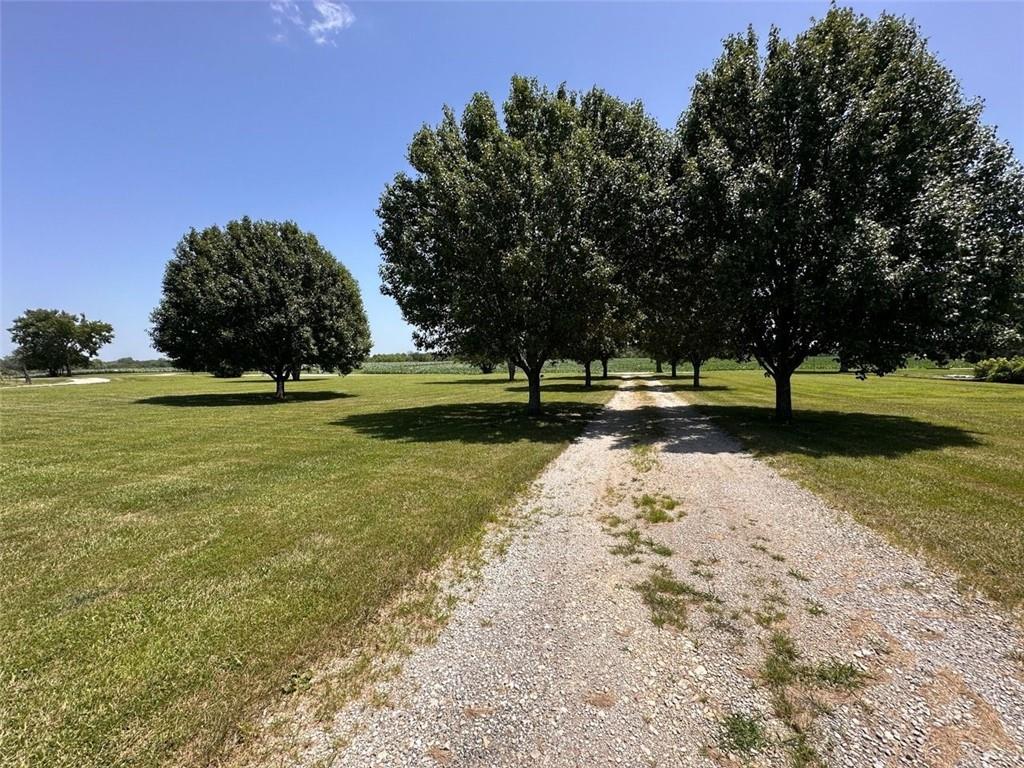 120 Nw W Highway Property Photo 57