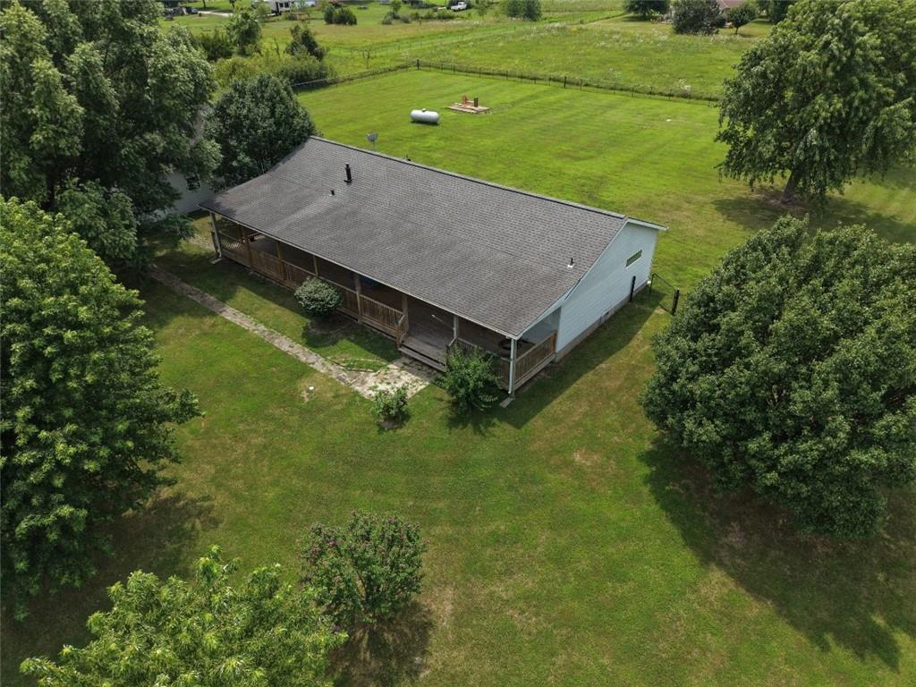 120 Nw W Highway Property Photo 66