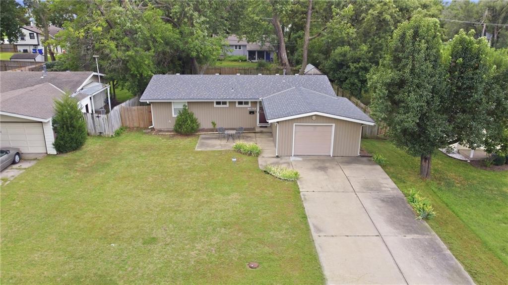 11917 W 91st Terrace Property Photo 1