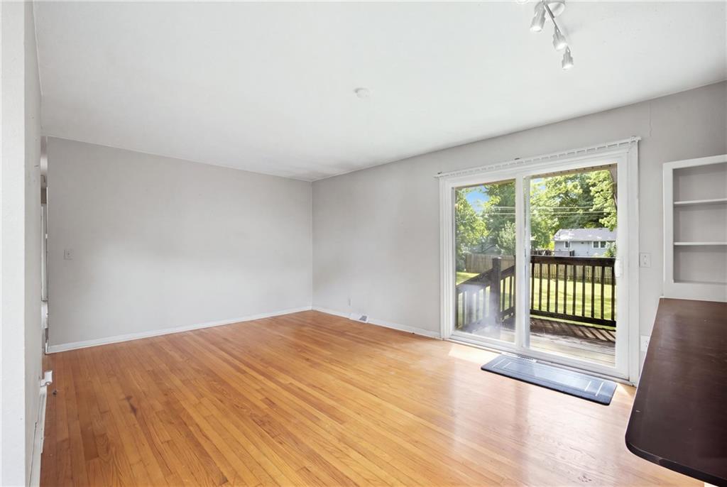 11917 W 91st Terrace Property Photo 13
