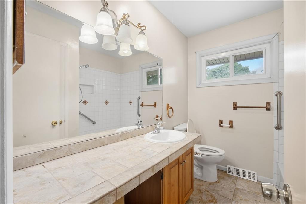 11917 W 91st Terrace Property Photo 19