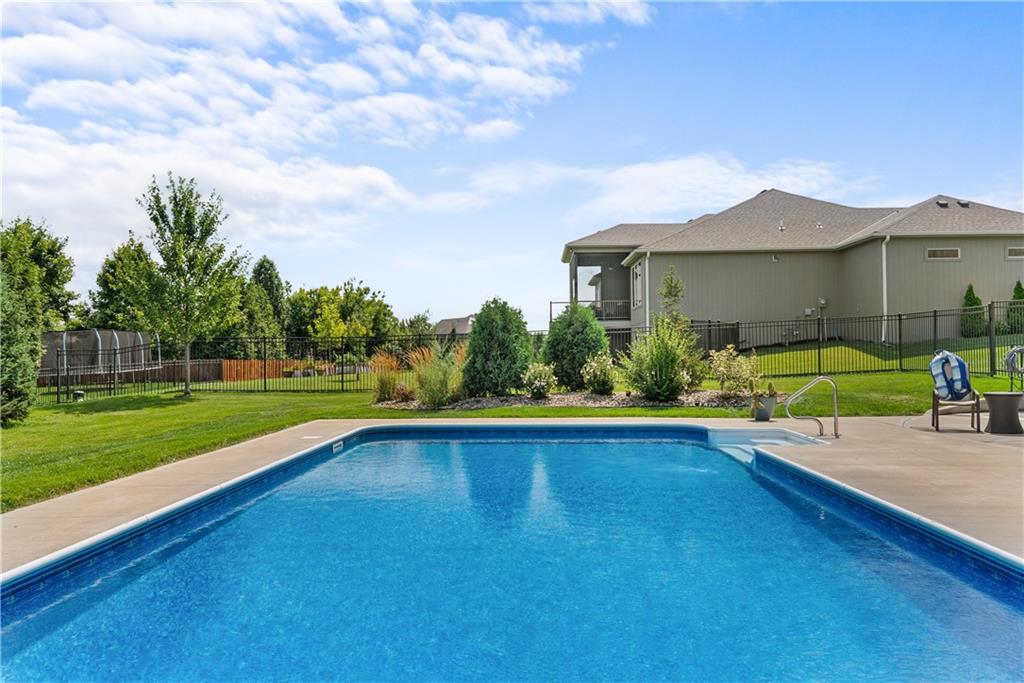 1109 Sw Brookside Court Property Photo 60