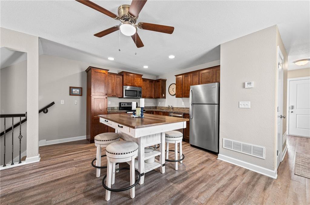 10542 Clubhouse Drive Property Photo 16