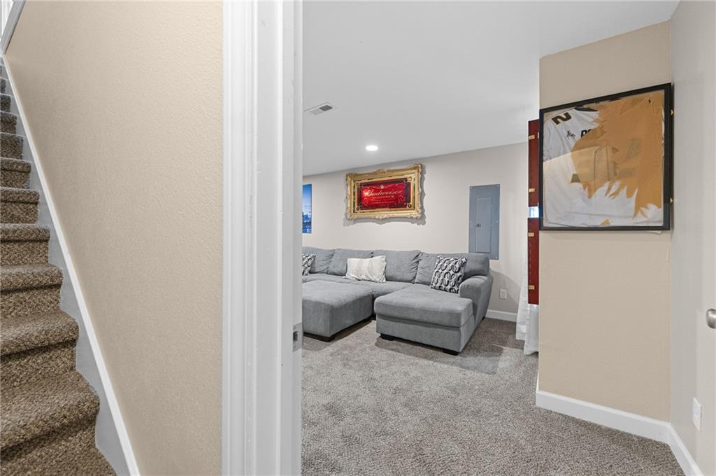 10542 Clubhouse Drive Property Photo 17