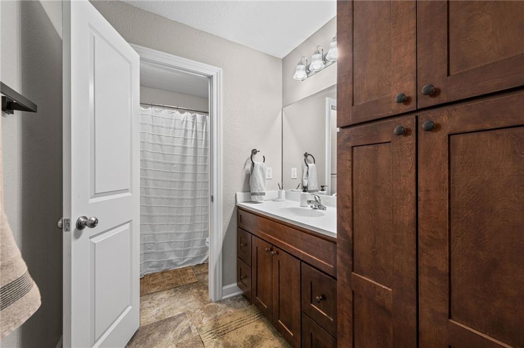 10542 Clubhouse Drive Property Photo 28