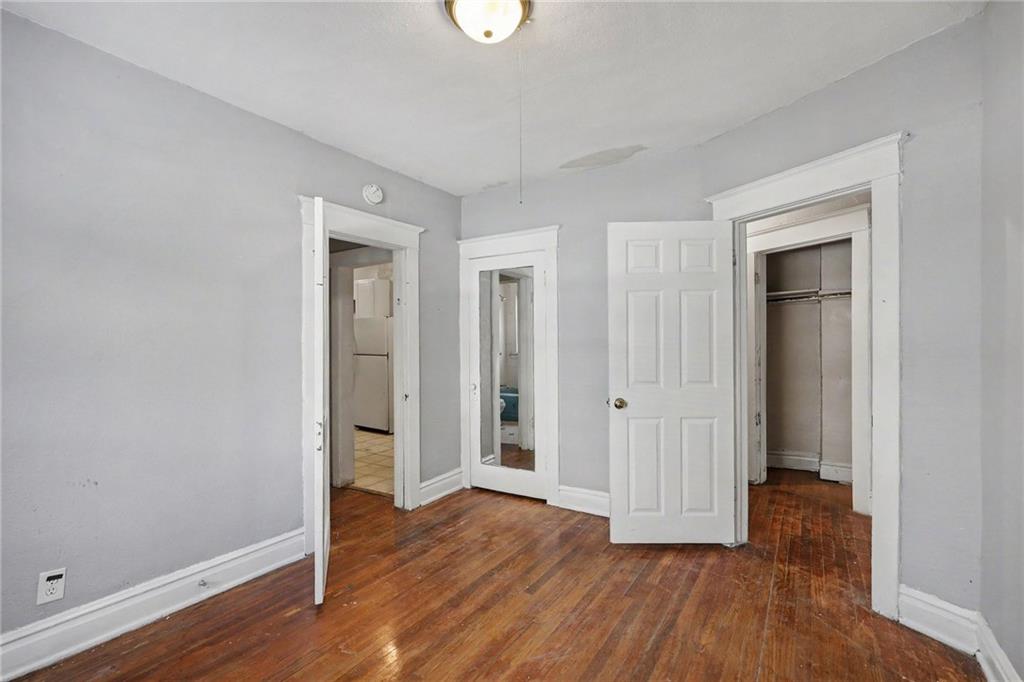 3214 E 11th Street Property Photo 16