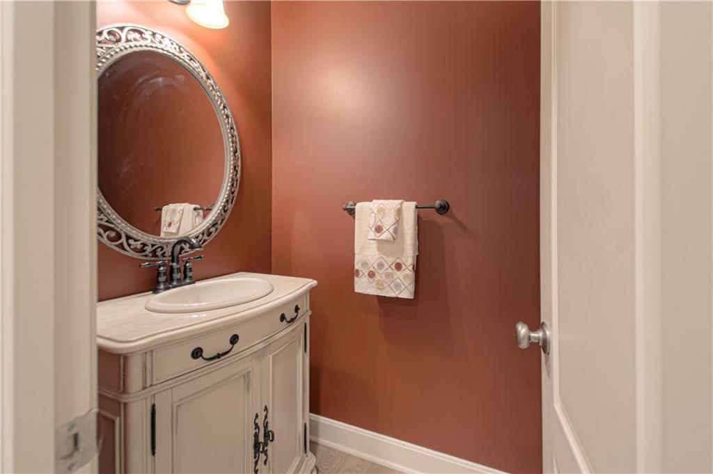 24301 W 80th Place Property Photo 22