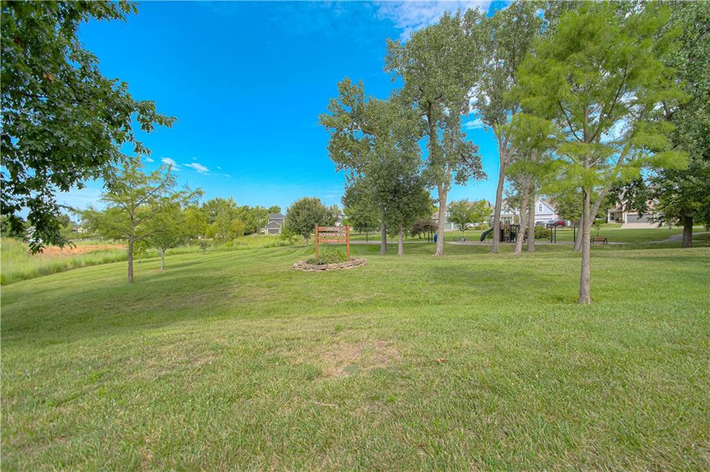 24301 W 80th Place Property Photo 56