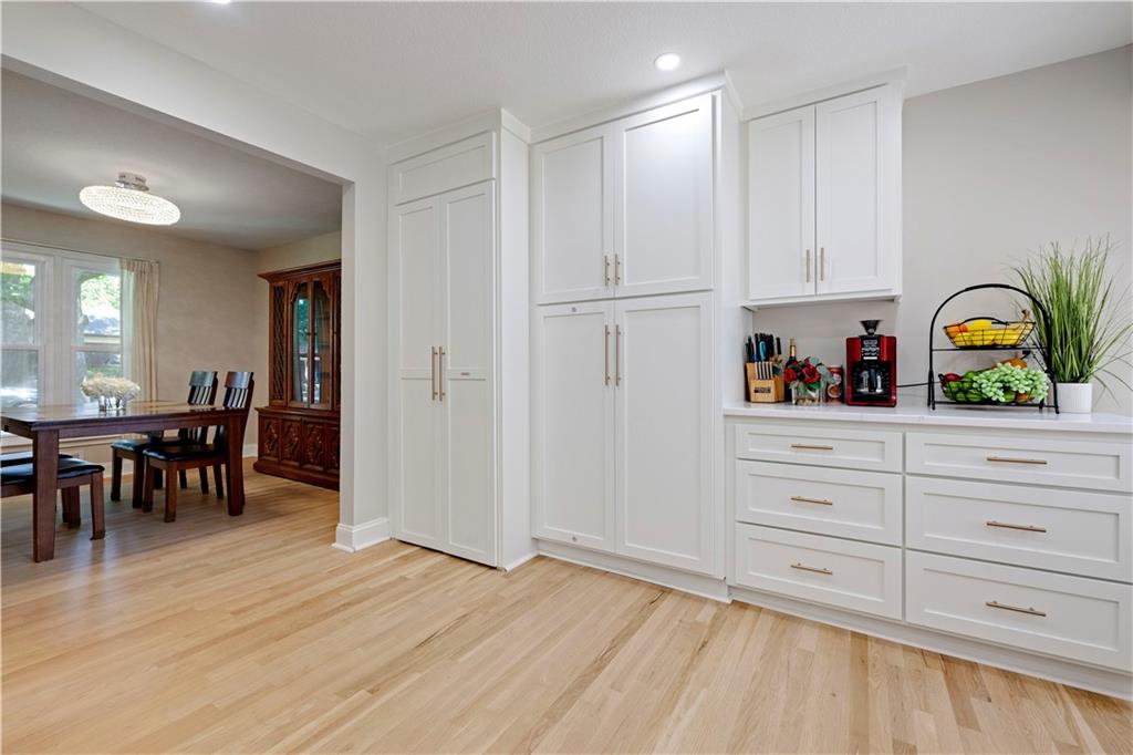 10428 Grand Avenue Property Photo 11
