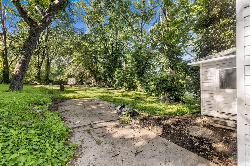 9617 E Independence Avenue Property Photo 25