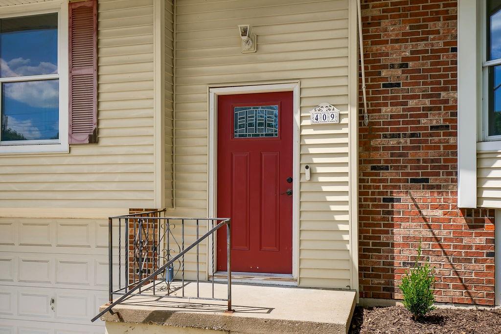 409 Duncan Road Property Photo 2