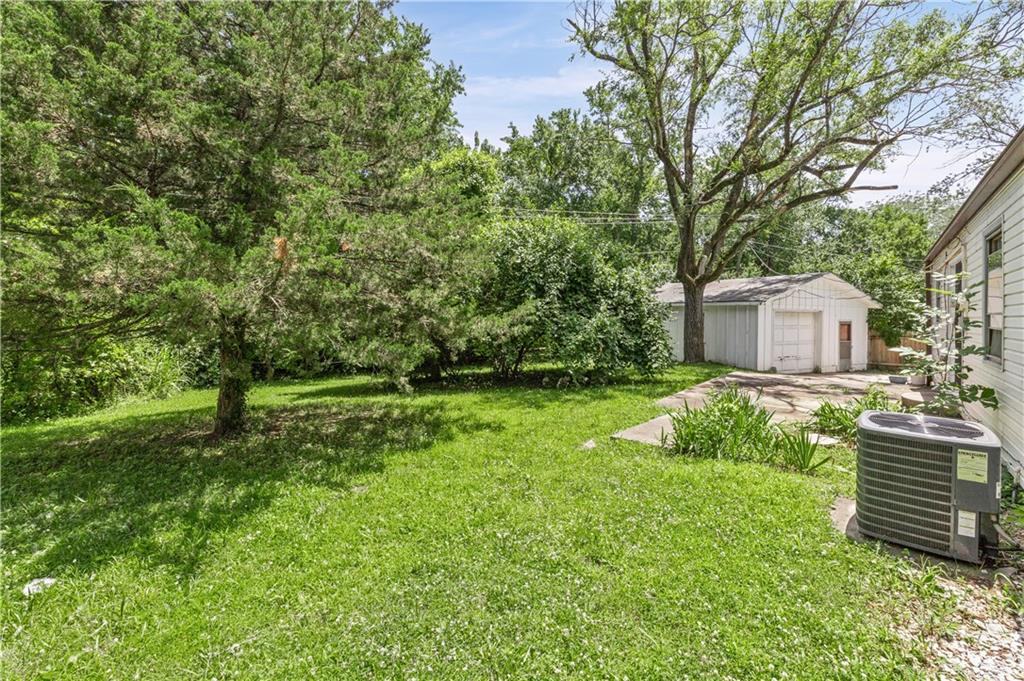 2741 N 61st Terrace Property Photo 19