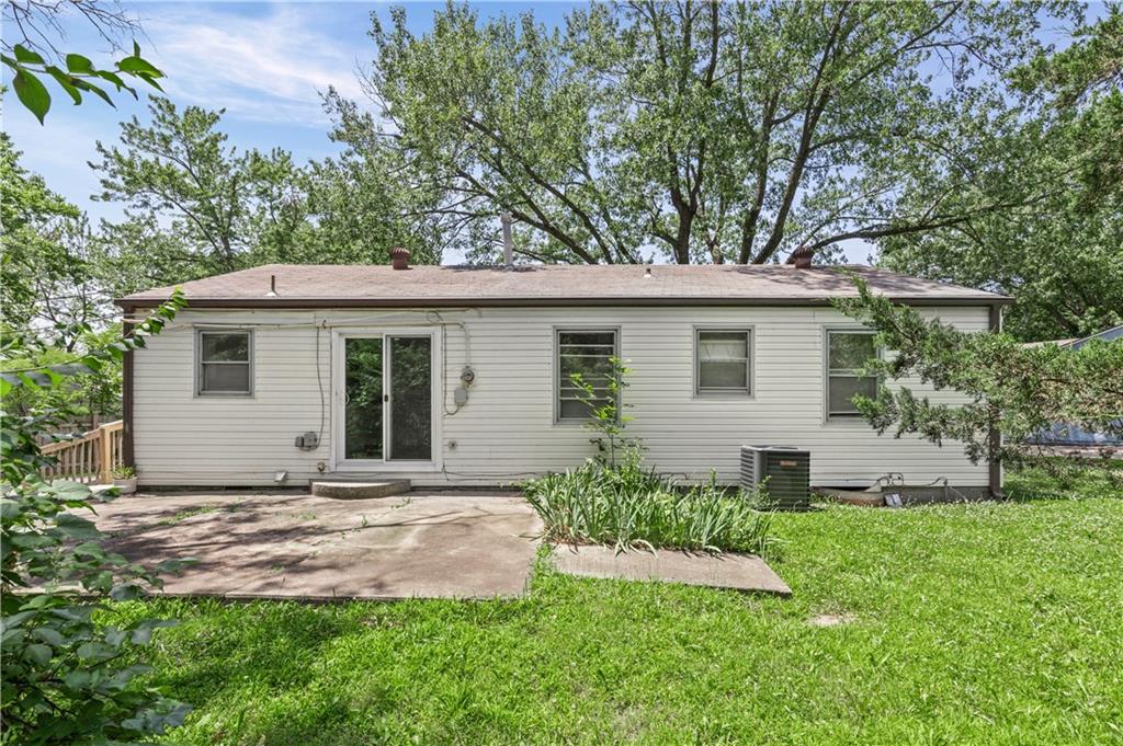 2741 N 61st Terrace Property Photo 21