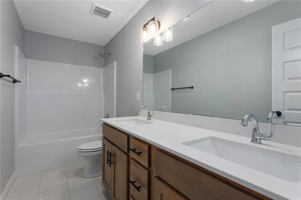 13458 W 179th Terrace Property Photo 23