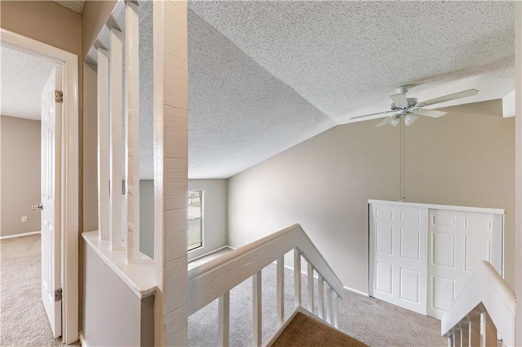 8456/8458 Lane Drive Property Photo 7