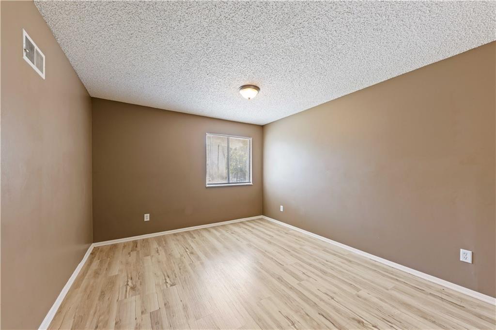 8456/8458 Lane Drive Property Photo 23