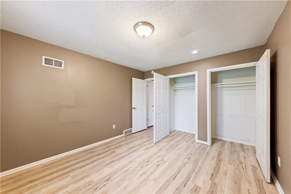 8456/8458 Lane Drive Property Photo 27