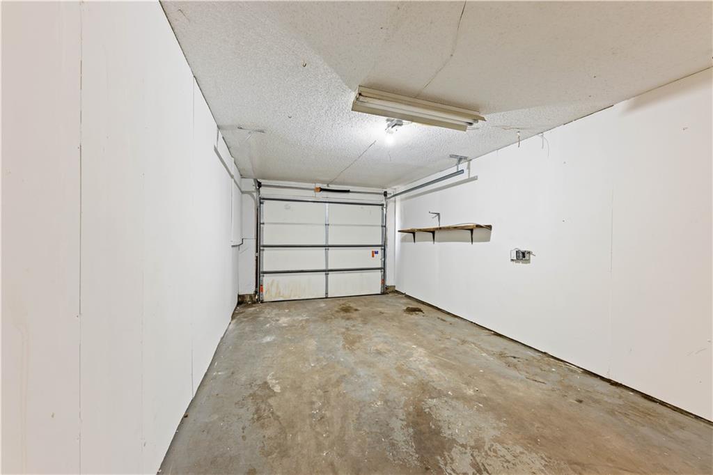 8456/8458 Lane Drive Property Photo 30
