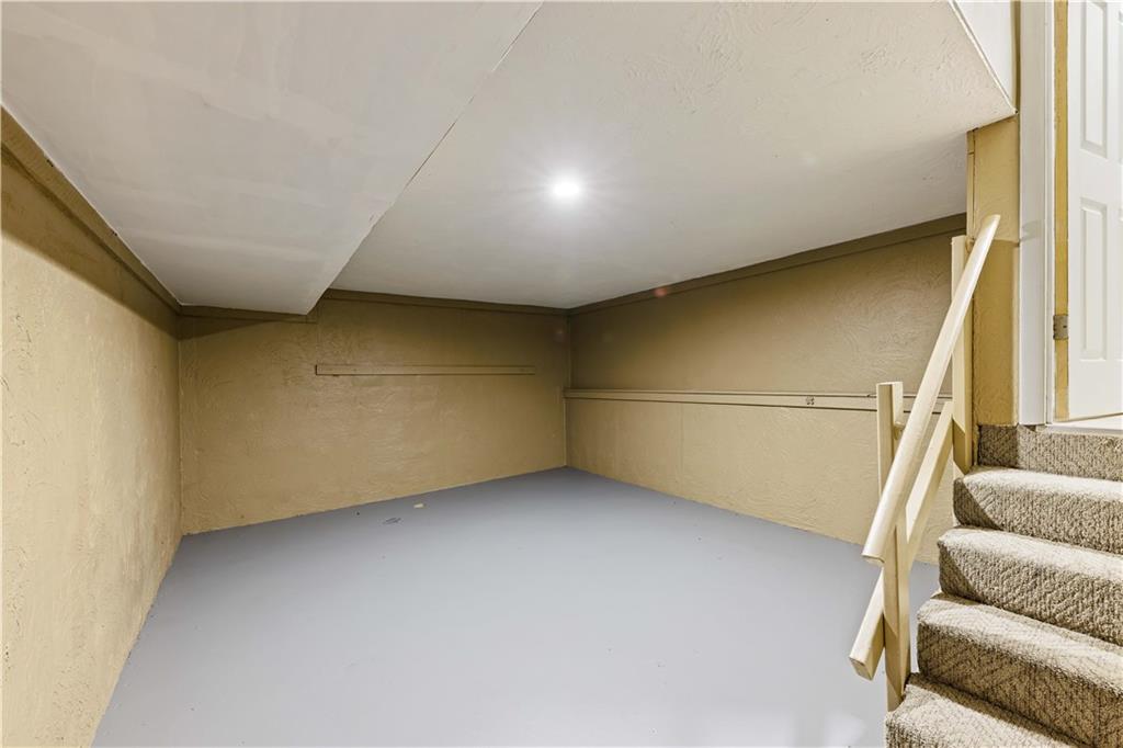 8456/8458 Lane Drive Property Photo 31