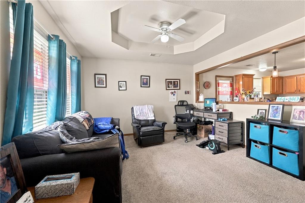 204 & 206 Nw Woodbury Drive Property Photo 3