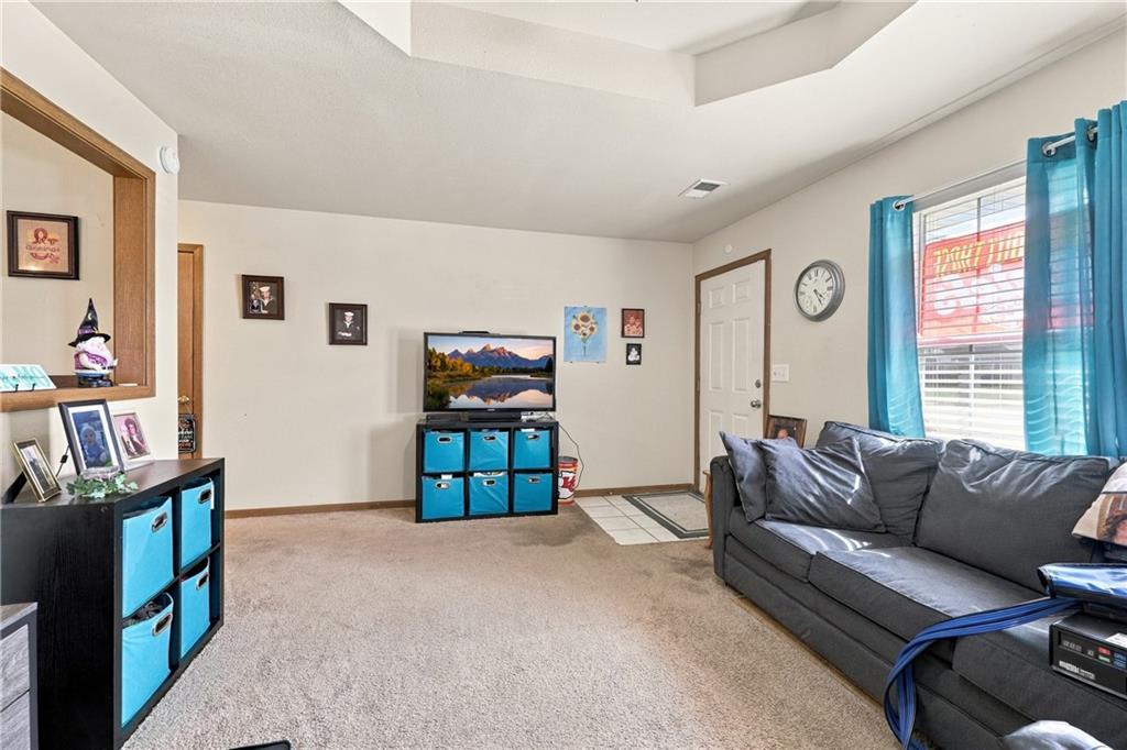 204 & 206 Nw Woodbury Drive Property Photo 4