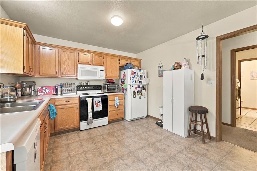 204 & 206 Nw Woodbury Drive Property Photo 7