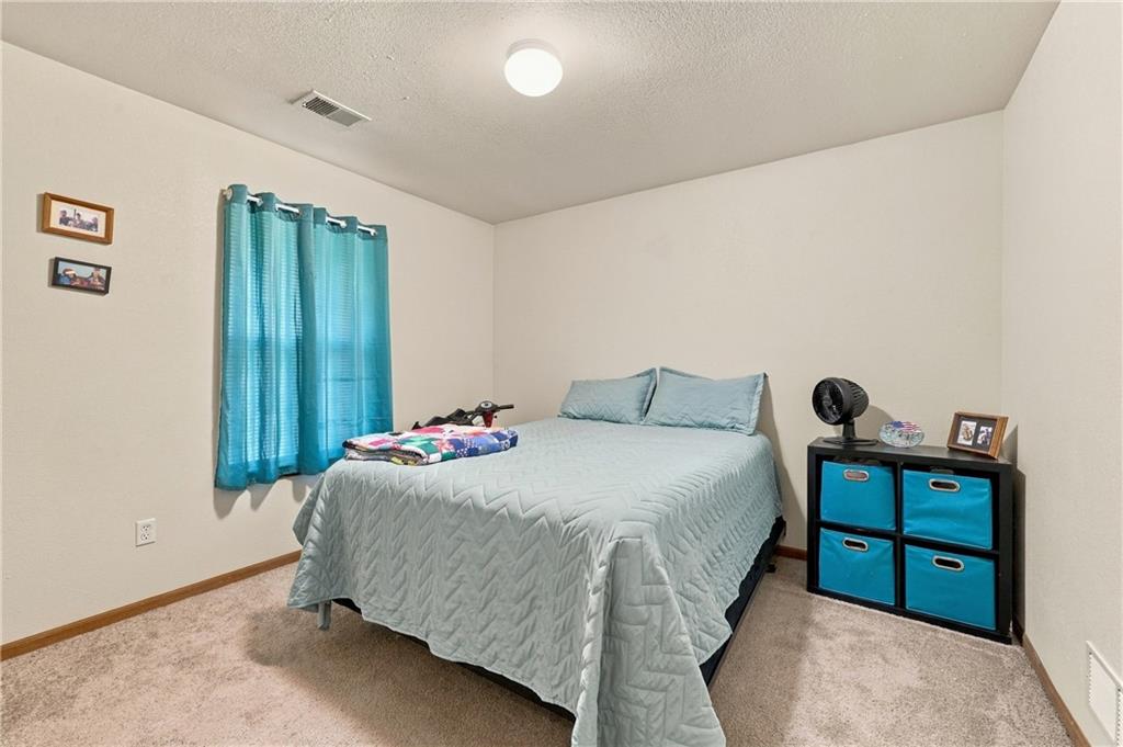 204 & 206 Nw Woodbury Drive Property Photo 11