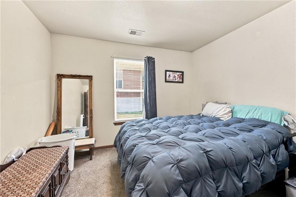 204 & 206 Nw Woodbury Drive Property Photo 14