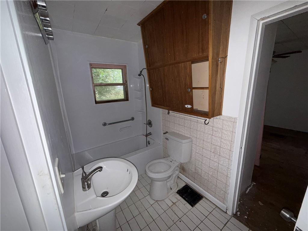 108 Nw Heady Avenue Property Photo 10