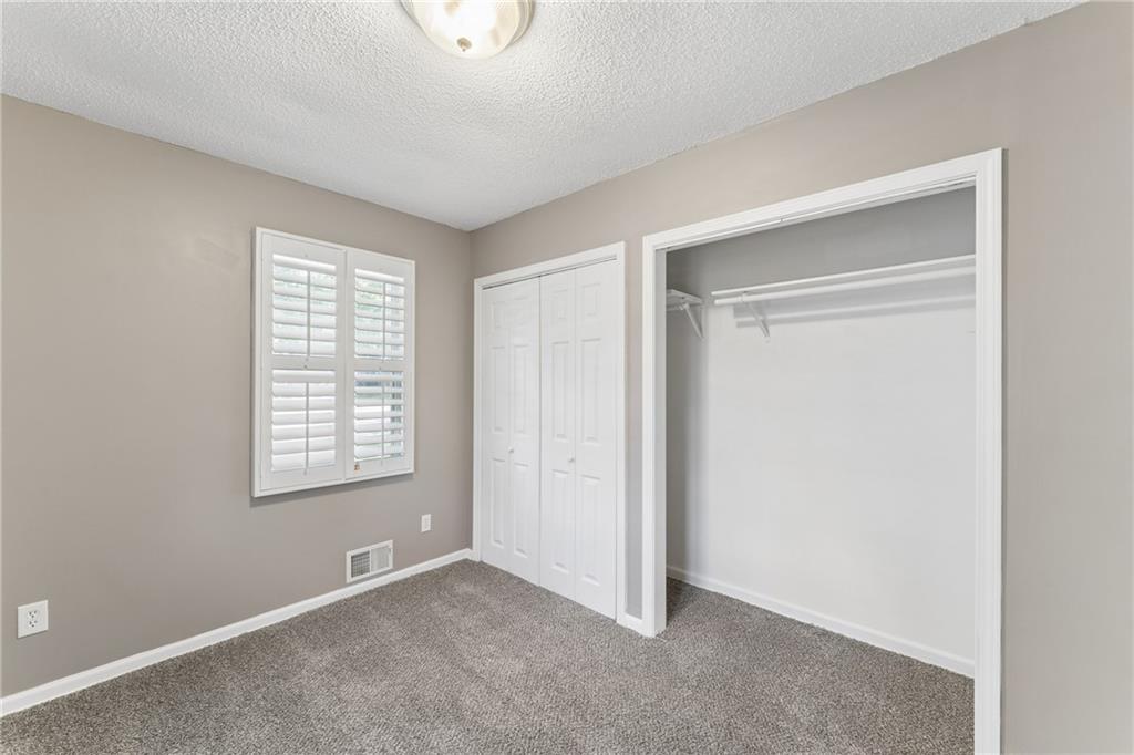 3922 S Harbaugh Drive Property Photo 24