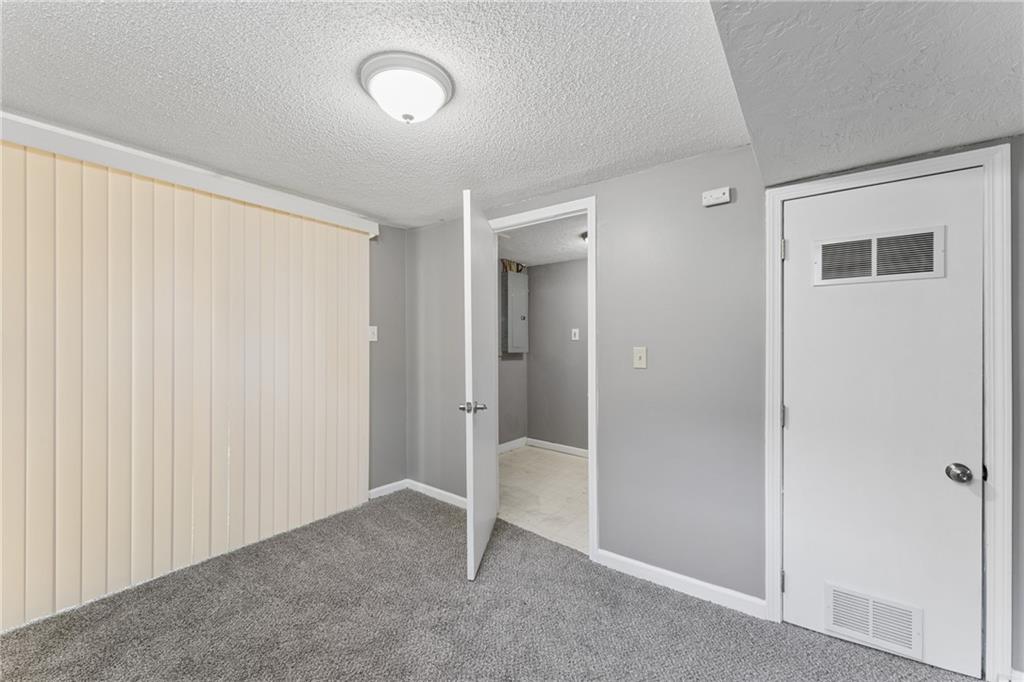 3922 S Harbaugh Drive Property Photo 32