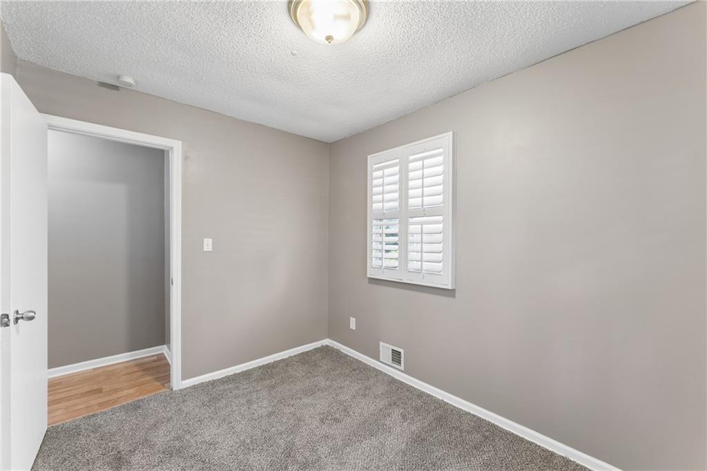 3922 S Harbaugh Drive Property Photo 25