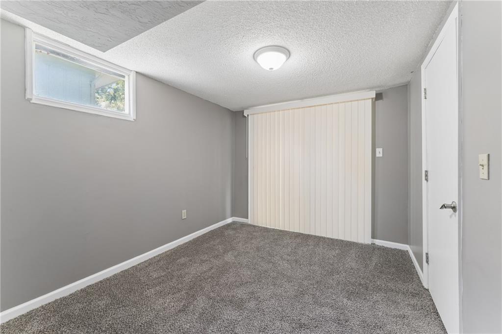 3922 S Harbaugh Drive Property Photo 31