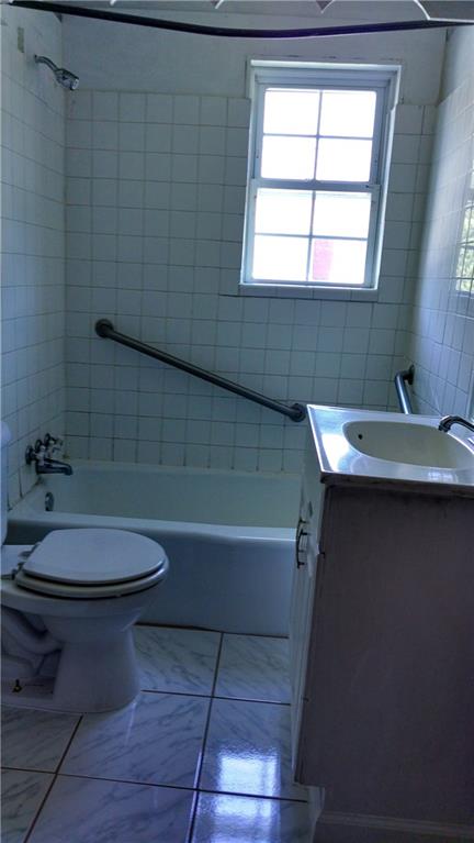 203 E Pine Street Property Photo 8