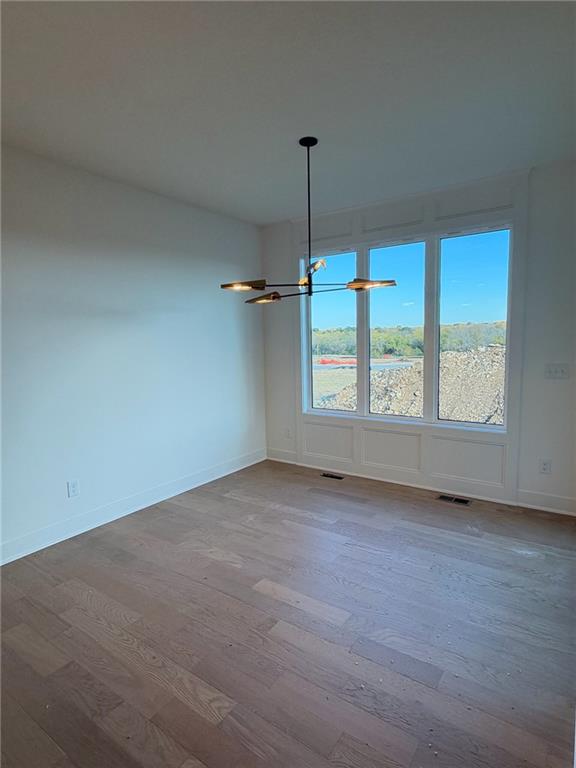 18505 Windsor Street Property Photo 9