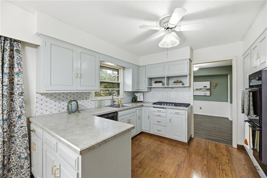 211 W 110th Street Property Photo 10