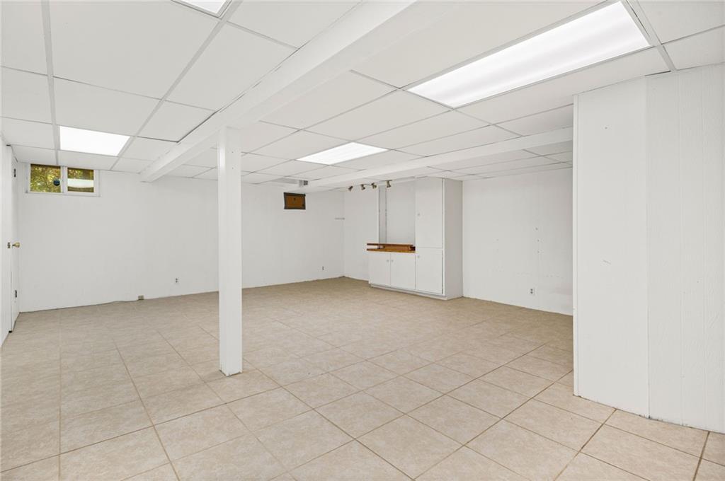 211 W 110th Street Property Photo 27