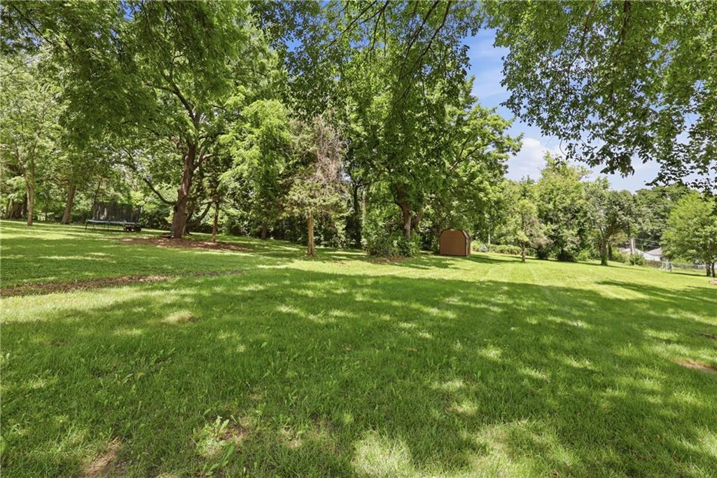 10516 E 35th Street Property Photo 33