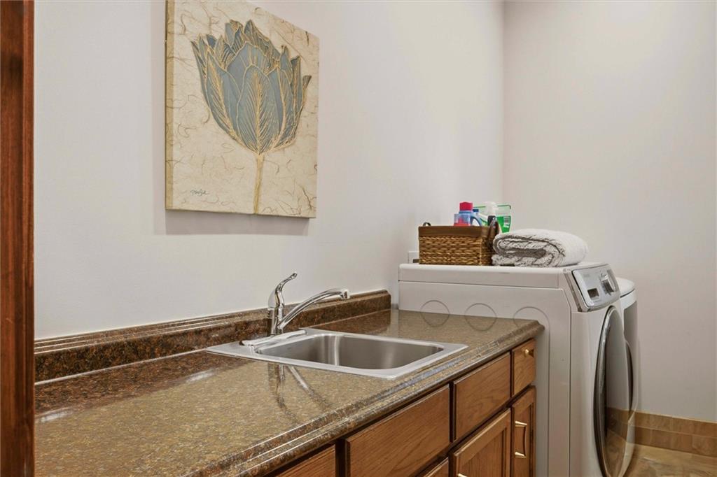 2343 N 600th Road Property Photo 41