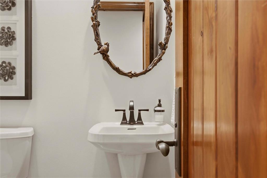 2343 N 600th Road Property Photo 63