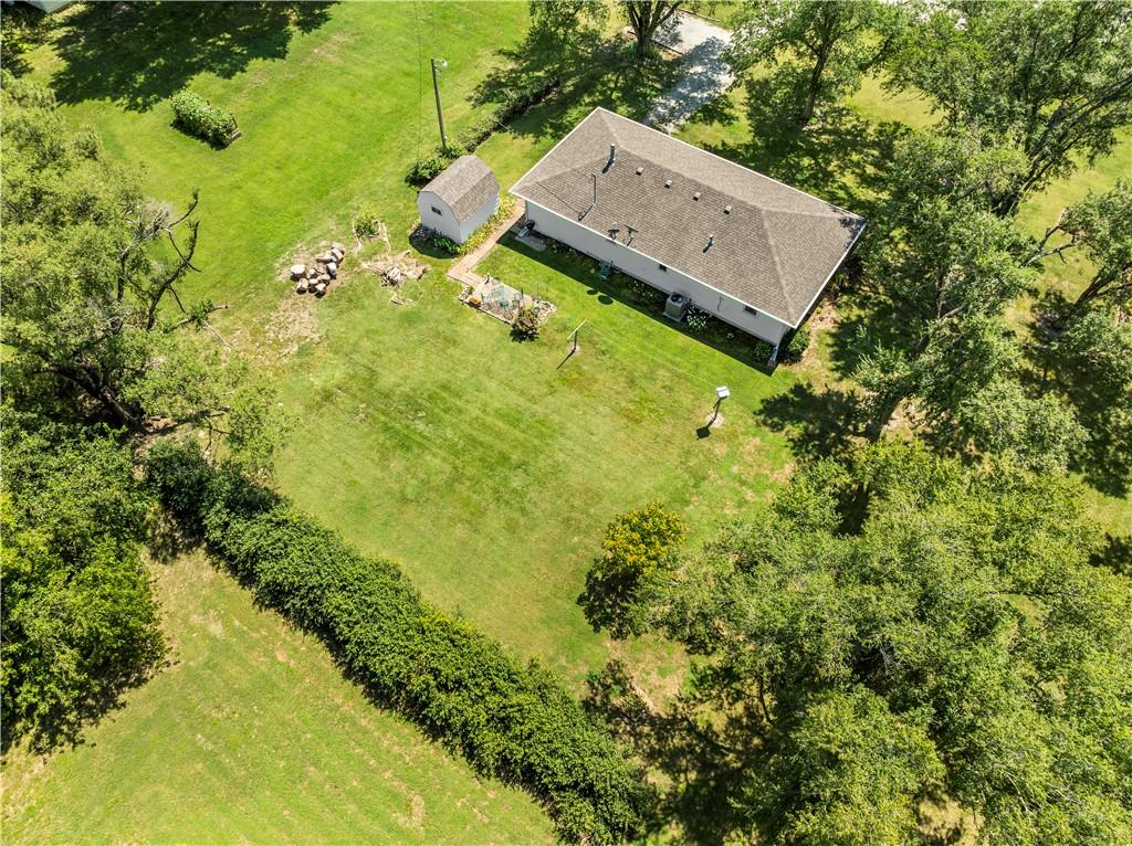 18955 E 54 Highway Property Photo 20