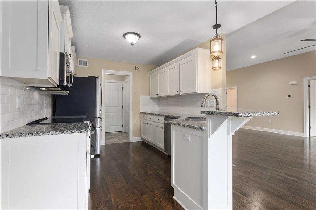 13770 Valleyview Way Property Photo 11
