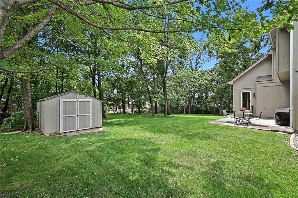 7805 N Rhode Avenue Property Photo 41