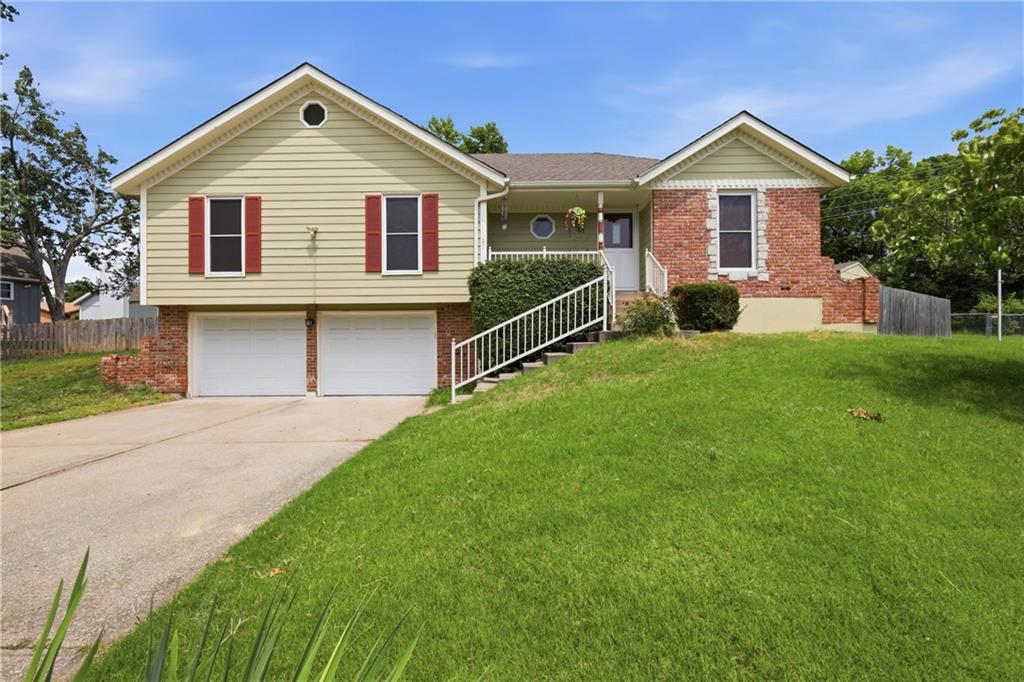 415 Se Bent Tree Drive Property Photo 1