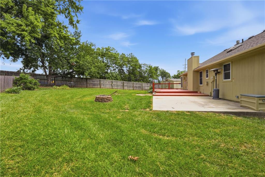 415 Se Bent Tree Drive Property Photo 4