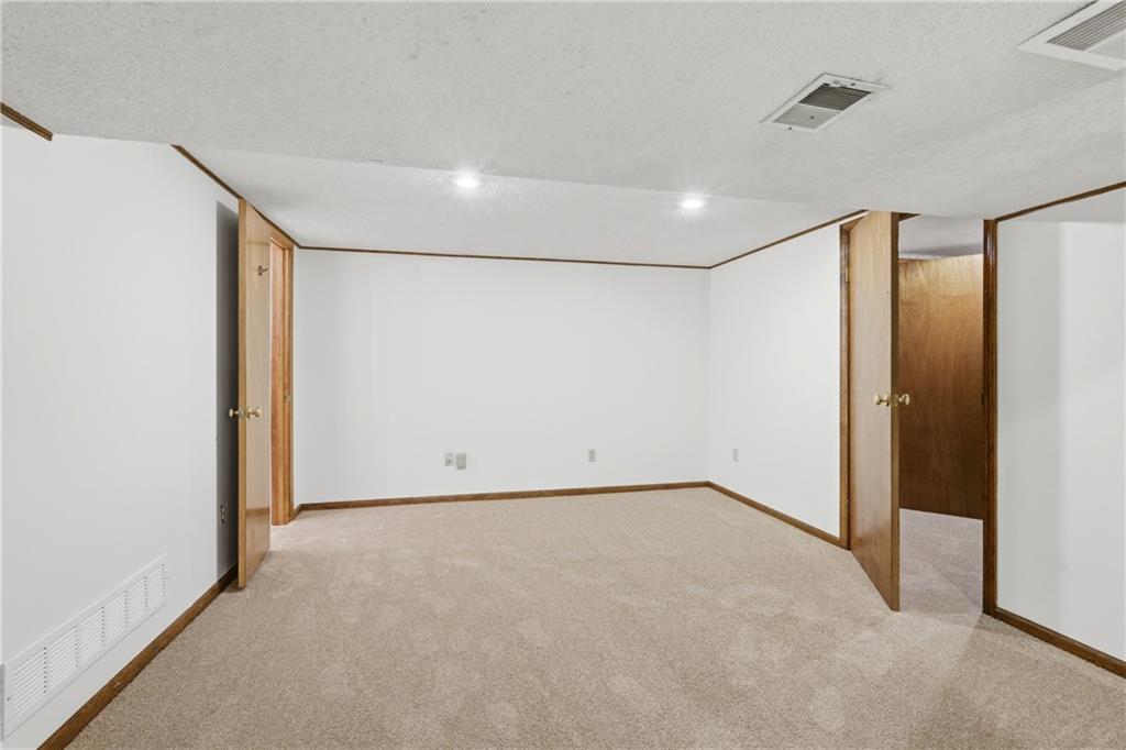 415 Se Bent Tree Drive Property Photo 21