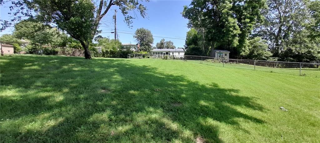1604 Ne 60th Terrace Property Photo 5