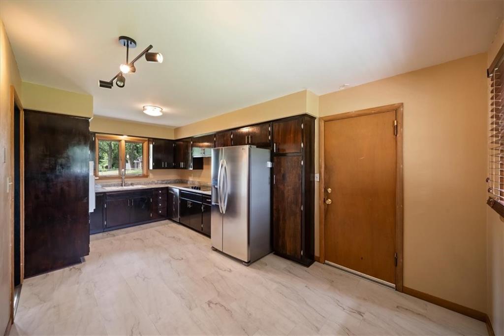 6111 Melrose Lane Property Photo 10